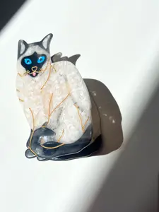 Hand-painted Siamese Cat Claw Hair Clip | Eco-Friendly