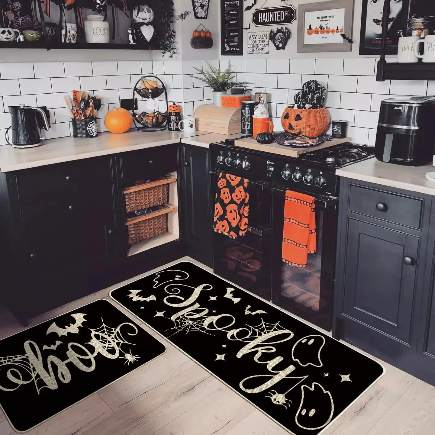 Boo Letter & Ghost Pattern Kitchen Mat, 2 Counts/set Halloween Themed Kitchen Rug, Non-slip Floor Mat for Home Living Room Bedroom Hotel Dining Room,