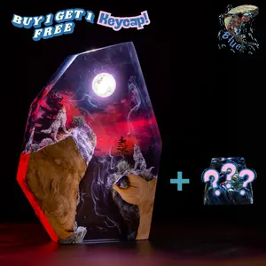 Wolf Howling At The Moon Night Light, Wildlife Night Lights, Epoxy Wood Lamp, Epoxy Resin Table Light, Resin Night Light, Christmas Gift