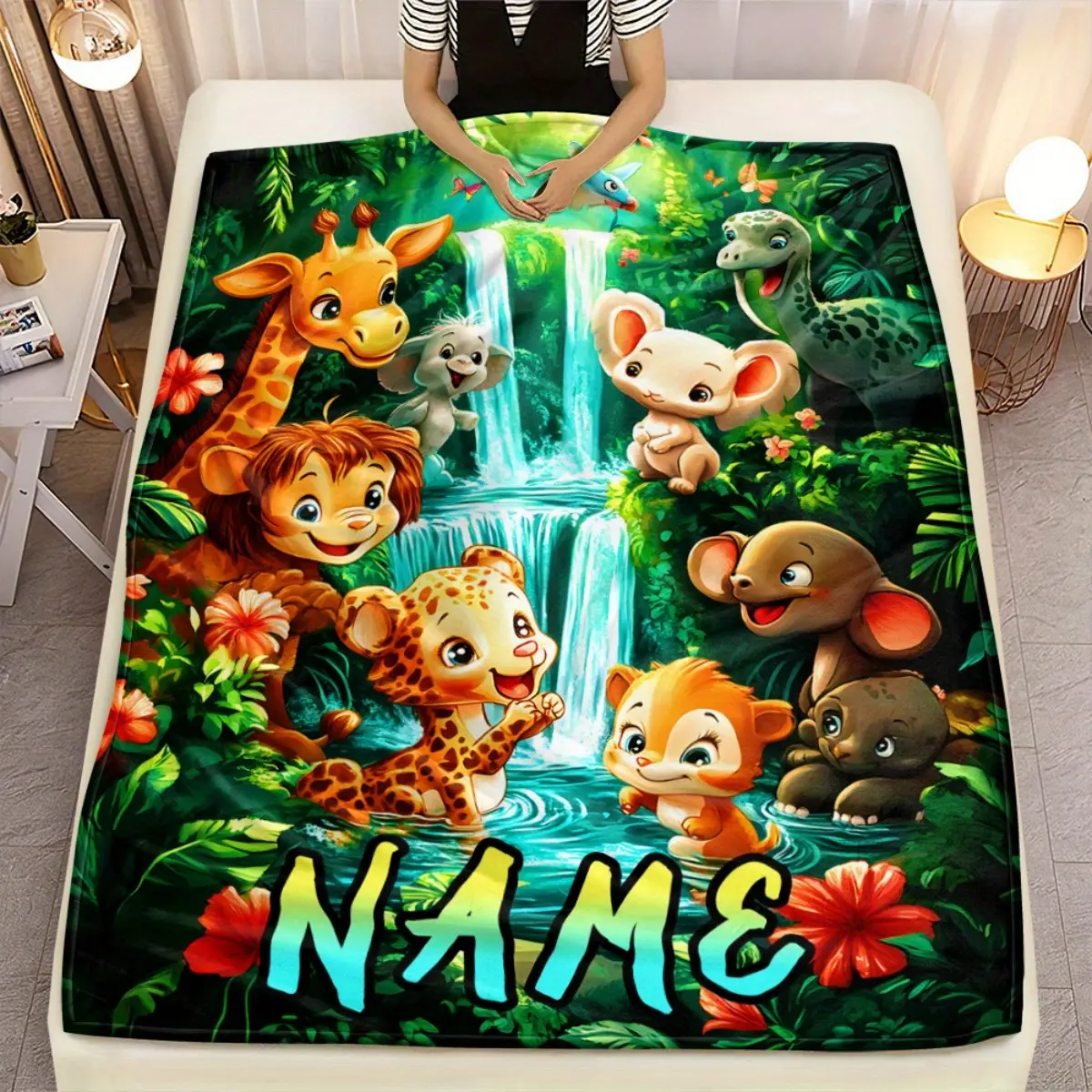 1pc Custom Name Jungle Animals Blanket - Lightweight 280gsm Flannel, Soft & Warm, Vibrant Giraffe & Elephant Design, Perfect for Sofas, Beds, Travel, Camping, Living Rooms, Offices - All-Season Comfort, Customizable Gift, Camping Essentials, Playful