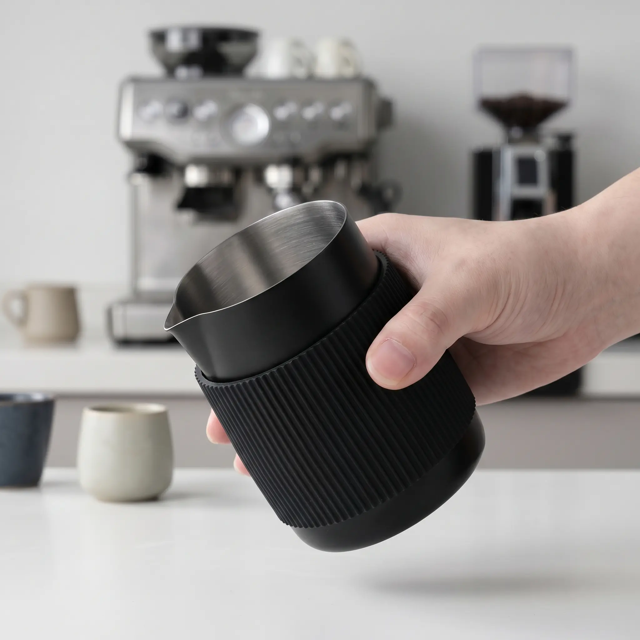 The Ultimate Handleless Pitcher/Handleless Milk Frothing Jug, Milk Pitcher 15.2 oz, Milk Frother Steamer Cup Stainless Steel Espresso Cup, Sharp Spout, Black, 450 ml