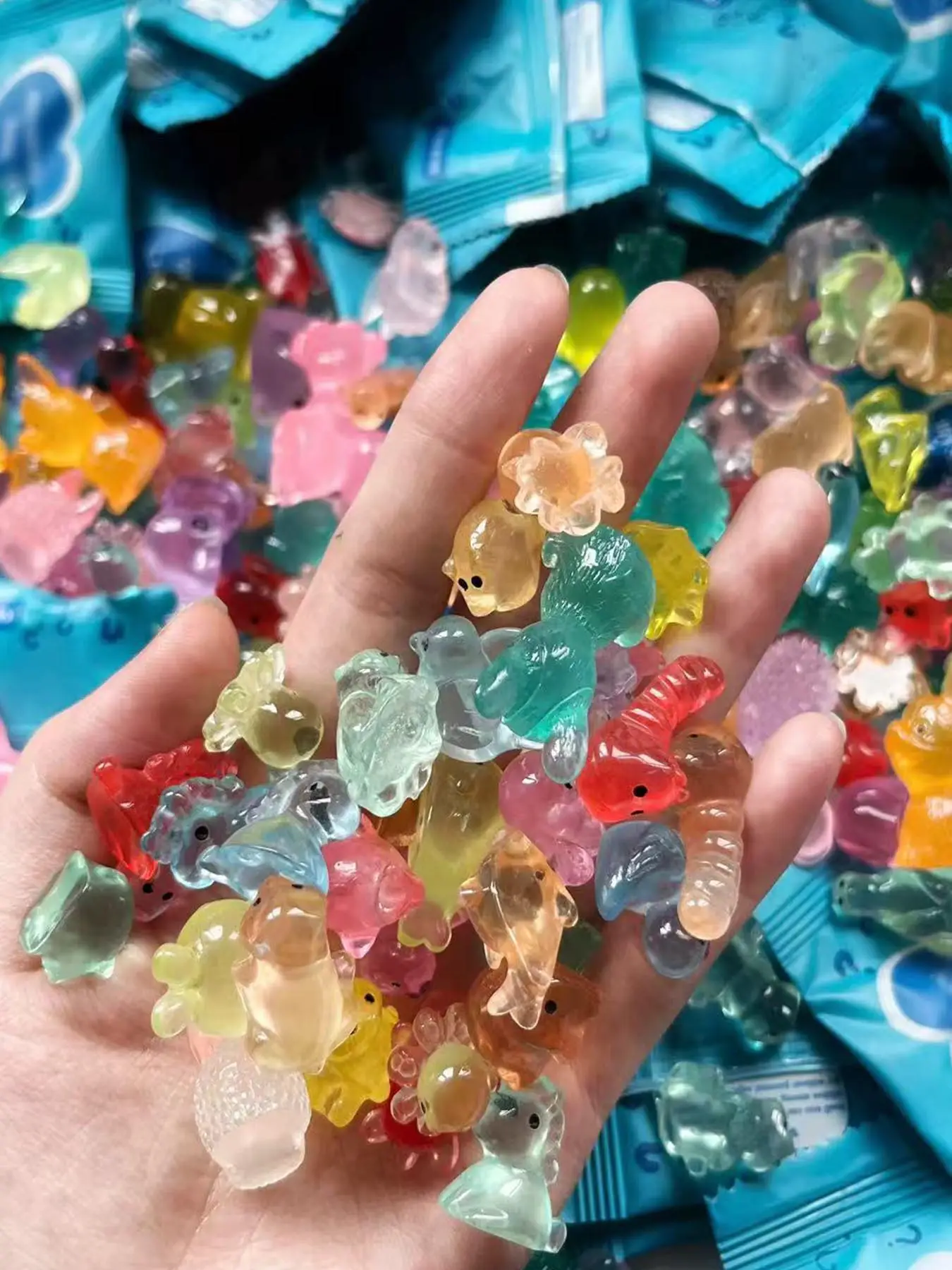 30pcs Surprise Small Blind Bag Series, Cartoon Cute Small Animal Luminous Style, Random Surprise Small Animals, Children's Surprise Gifts, DIY English