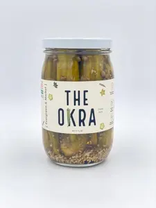 Evergreen and Market Southern Pickled Okra, 17 oz Glass Jar with Garlic Brine & Resealable Lid, Crisp Tangy Flavor, Ideal for Snacks & Cocktails