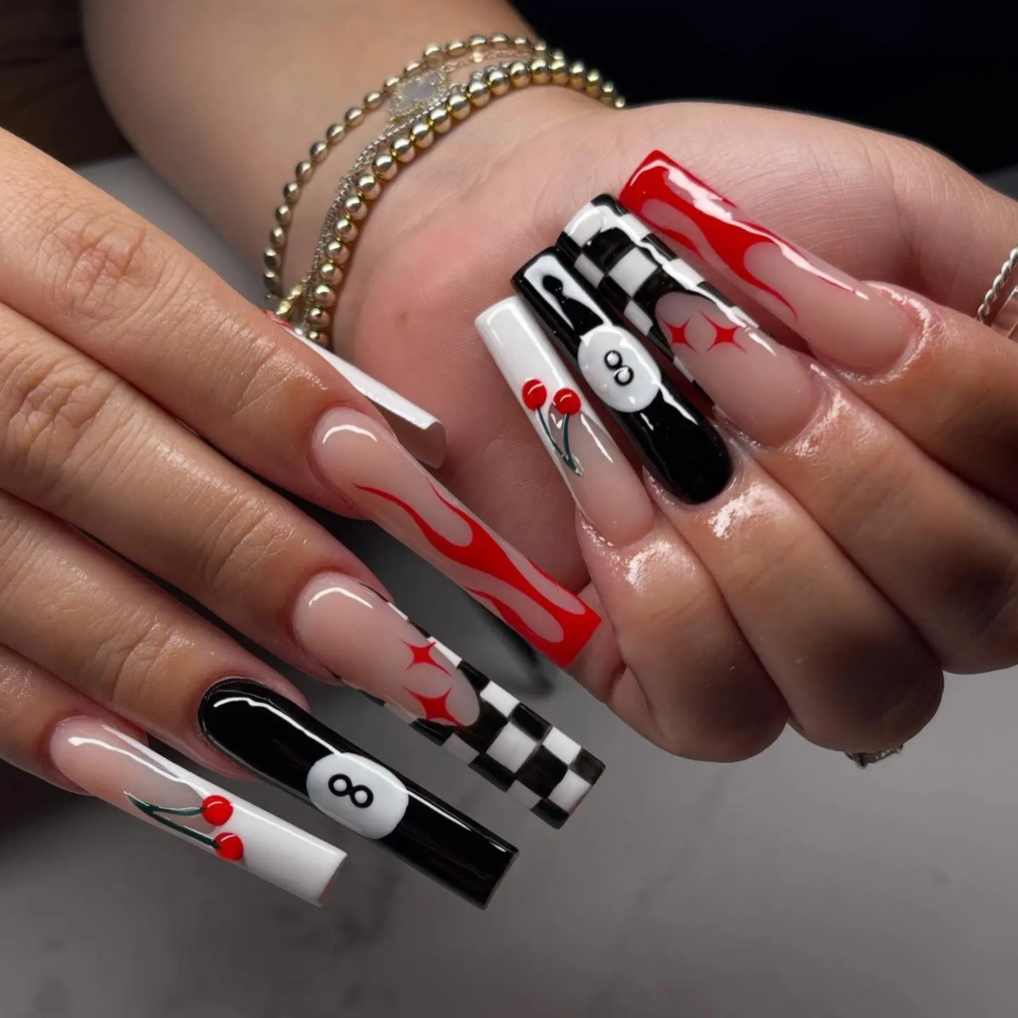 (MTO) BubbleNailArt Y2K Retro Cherry 8-Ball Flame Checkerboard 3D Sculpted Nails Handcrafted Wearable Nail Art Fashion Hand Accessories