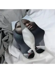 1 Pair Happy Funny pigeon Ai Retro Harajuku Street Style Novelty Seamless Crew Crazy Sock