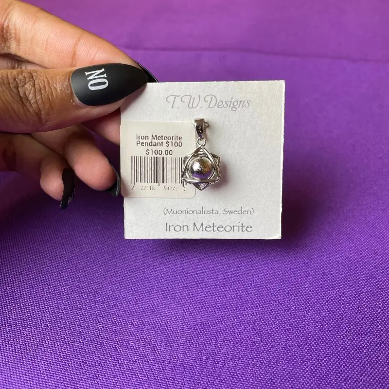 Pendant Necklace with Genuine Iron Meteorite - Unisex Spiritual Jewelry for Meditation, Transformation, and Cosmic Connection