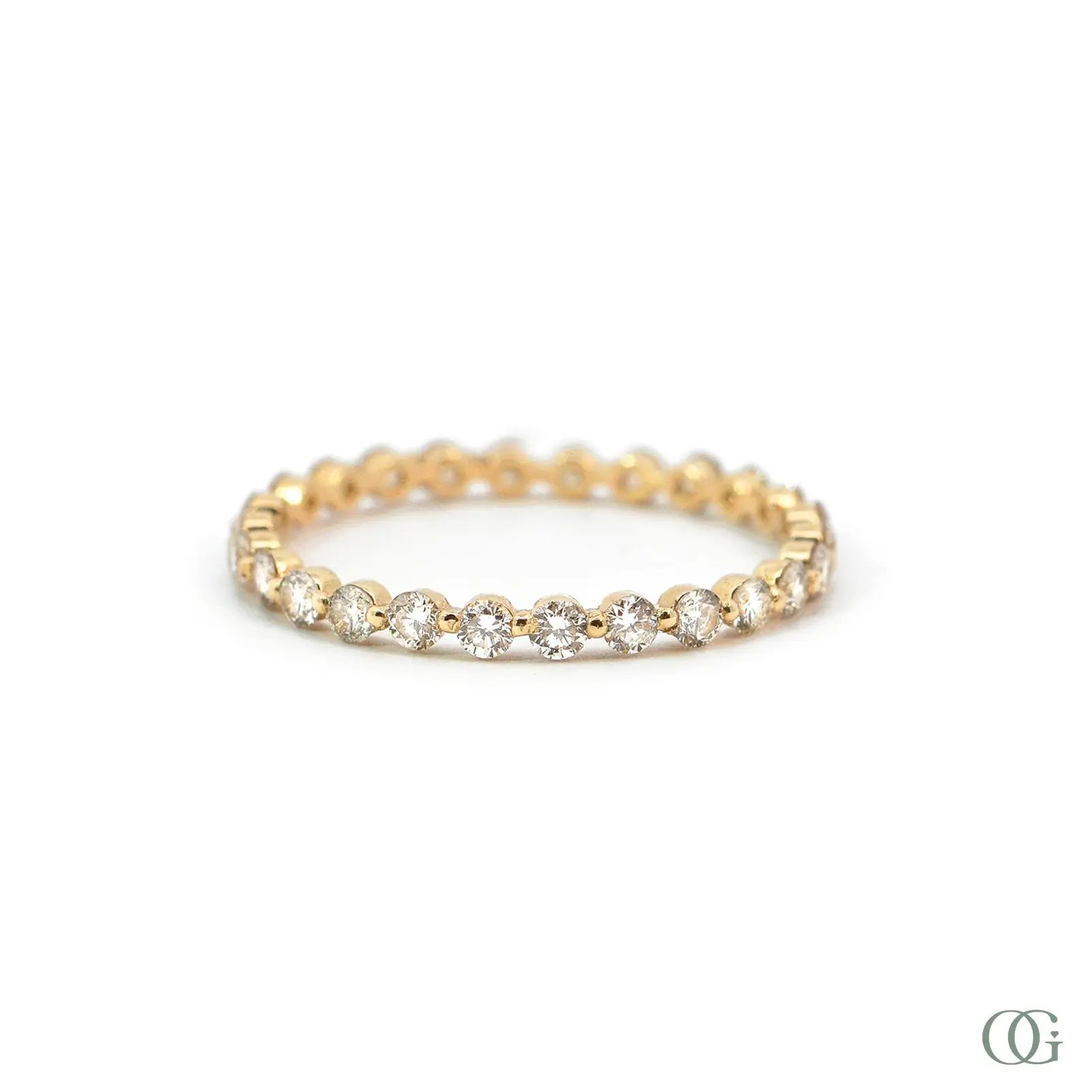 Delicate Elegance Diamond Eternity Band (0.92 CTW)