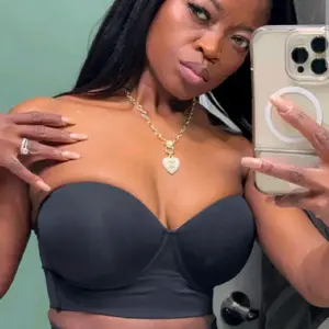 strapless bra