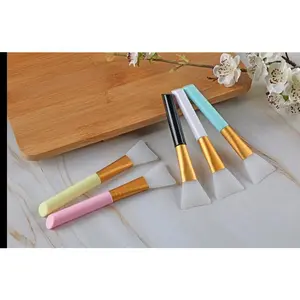 Silicone Face Mask Application Brush 1pc