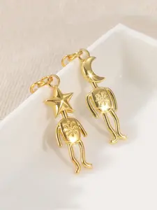 1 Pair of Fashionable and Retro Earrings Is Brimming with The Innocence of Childhood and The Charm of Fairy Tales. The Overall Appearance Is Like A "Star and Moon Fairy" Stepping Out of A Children's Picture Book, Making It Very Suitable for Fairy Tal