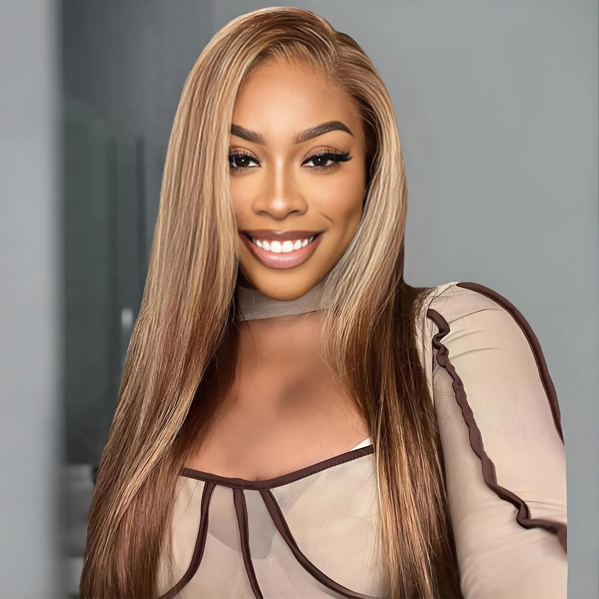 Chicrosa Women's 13x4 HD Lace Front Human Hair Wig, P4/27 Lace Straight Wig, 200% Density, Pre-Plucked, Pre-Bleached, Heat Resistant, Lace Straight Wigs, Human Hair Wigs
