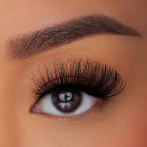 Volume Strip Lashes, Full Fluffy Lash Extension Look