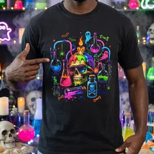 Unisex Short-Sleeve Dead Tide Laboratory T-Shirt, Neon Retro Spooky Scientist Skull Graphic Tee for Summerween Halloween