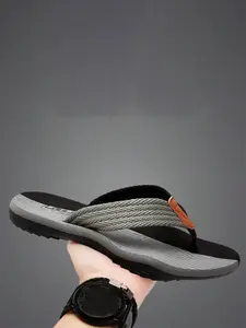 Men's Flip-Flops, Durable PVC Sole, Comfortable Eva Insole, Colorblock Design, Casual Style, Ideal for Beach, Medium Width