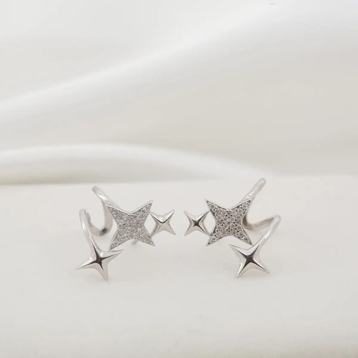 925 Sterling Silver Triple Star Earring (1 Pair)