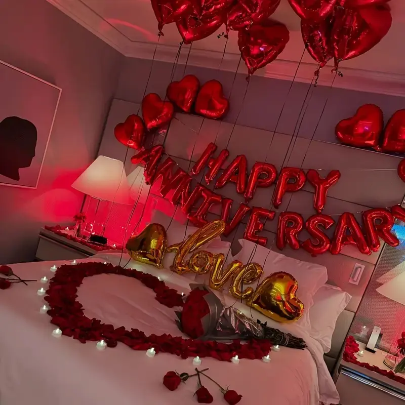 Anniversary Decoration Gold Heart Foil Balloons Set, Heart Shaped Balloons, 1000 Pieces Rose Petals for Wedding Anniversary, Valentine's Day, Bridal Shower, Single Party Decor, Balloon Decorations
