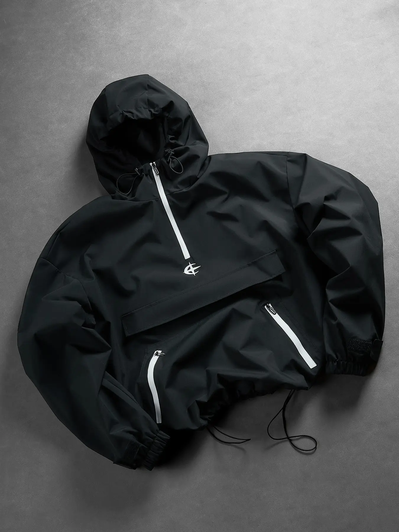 Men's Half-Zip Hooded Jacket, Lightweight Windproof Coat, Multiple Pockets, Breathable Casual Outdoor Jacket, Hiking and Daily Wear, Sports Outerwear, Wind Resistant Outerwear, Casual Athletic Jacket