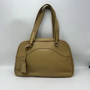 Pre-owned PRADA h3 Camel Briefcase Style Bowling Bag 61796