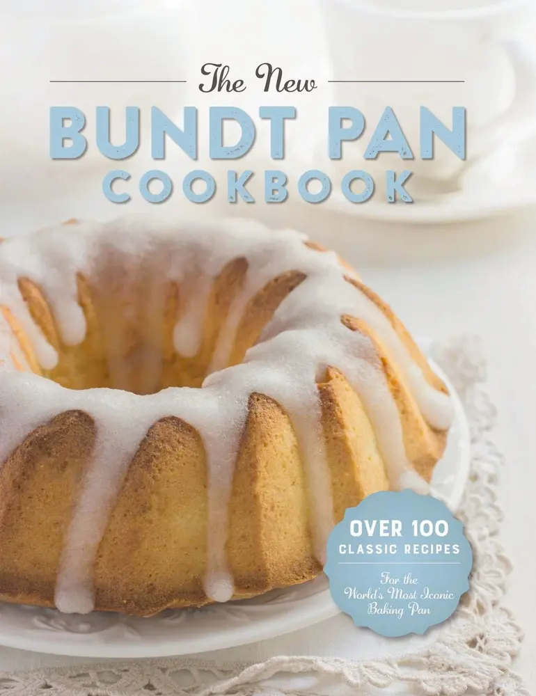 USED Book - The New Bundt Pan Cookbook: Over 100 Classic Recipes for the World's Most Iconic Baking Pan by Cider Mill Press (Hardcover) - english