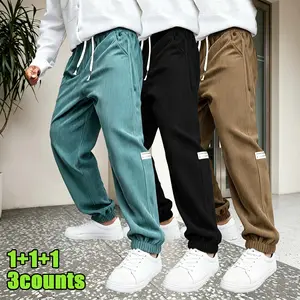 Men's Loose Fit Corduroy Straight-Leg Casual Pants, Textured Fabric with Pockets and Embroidery Details, All-Season Daily Activewear, Ideal for Casual Outfits and Office Commuting
