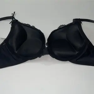 Super Push Up Extreme Padded Maximum Lift Add 2 Cup Size Bra. NWT Firm price New Arrivals Ilys Lumie Brand Everyday Womenswear Trend