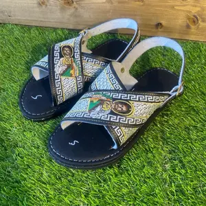 Mexican Crossed Embroidered Sandals Huaraches with Unique Design and Comfortable Fit