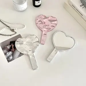 [Live Freebies] Megalook 1 Pcs Color Random Korean INS Heart-Shaped Handheld Mirror – Portable Wavy Makeup Mirror for Girls