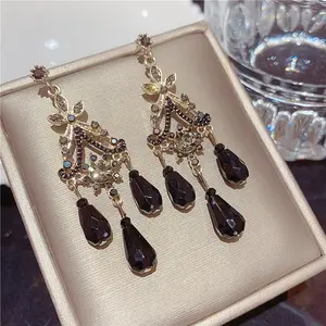 Vintage Royal Court Black Drop Earrings, Niche Luxury Design, Long Tassel Dangle Earrings