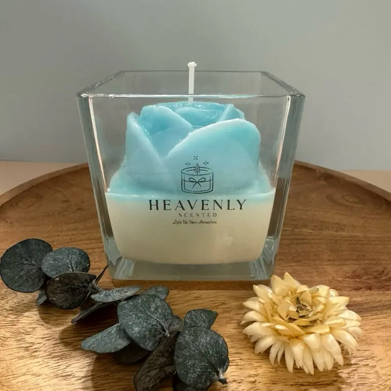 Light Blue Floral scented candle