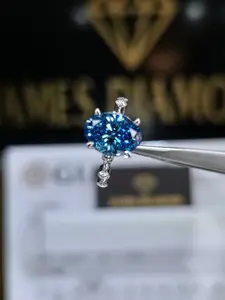 Beautiful Ring 🔥Fancy vivid  Blue Oval 3CT / VS Clarity 💍