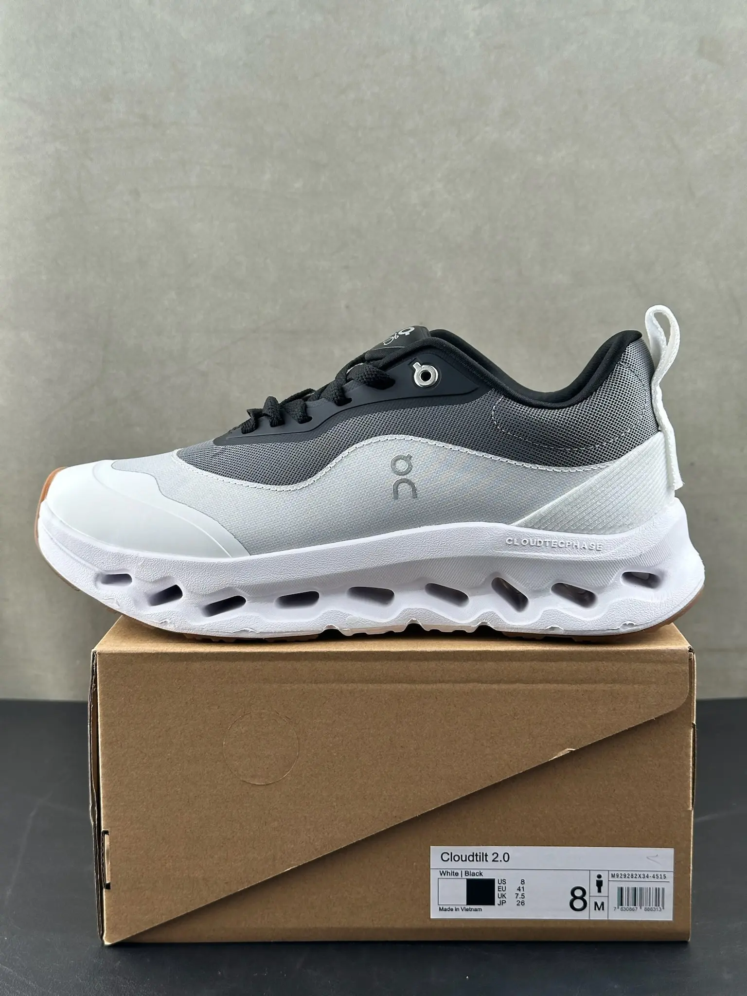 Lightweight Dark Grey White Mesh Running Shoes, Flexible Cloud Cushioning System, Good Air Circulation, Anti Slip Durable Sneakers for Road Run Gym Walking
