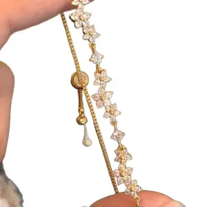 Sparkling Small Flower Cubic Zirconia Pull-out Bracelet for Women, Cherry Blossom Diamond-encrusted, Versatile and High-end Accessory