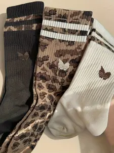 3/6 Pairs Mid-Calf Socks Leopard Print Two Bars Trendy Unisex All Seasons Breathable Comfort Sports Socks Polo Socks