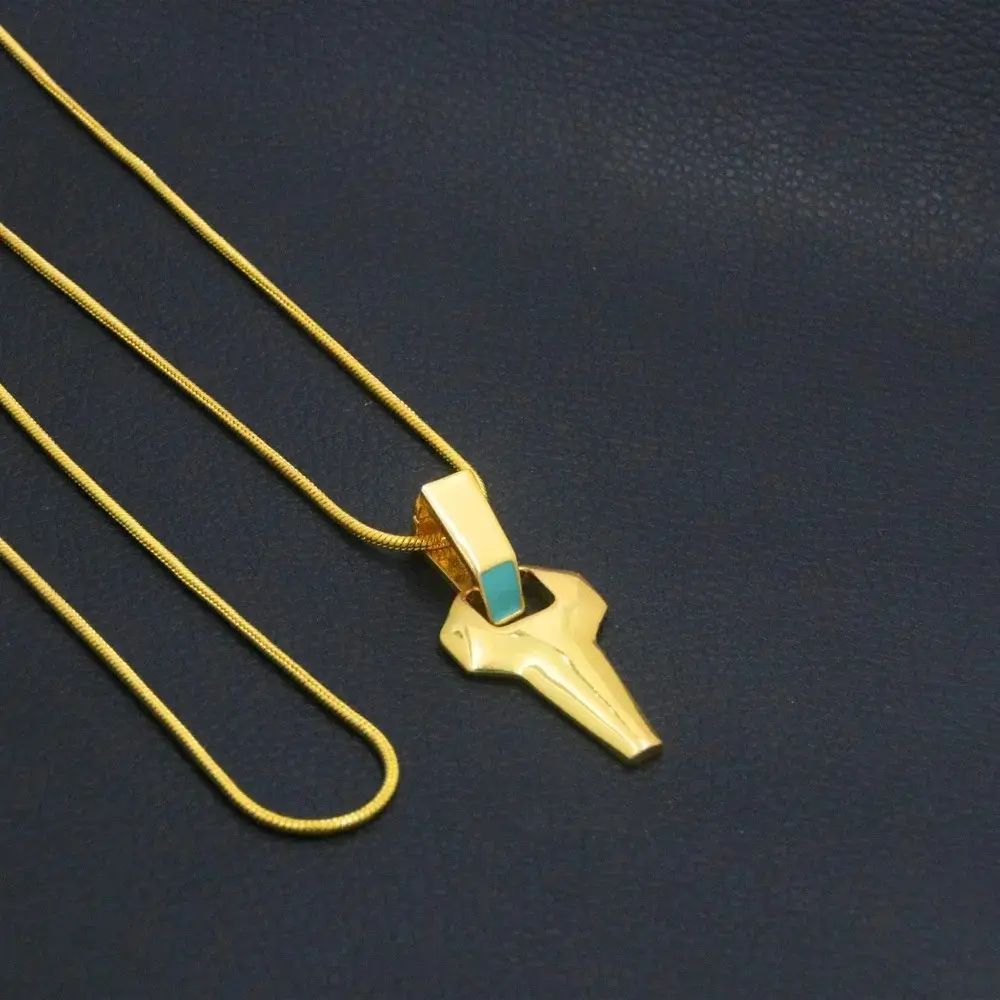 Popular games peripheral characters Runners Same necklace Game fans Gifts Popular jewelry Punk Fluorescent pendant necklace