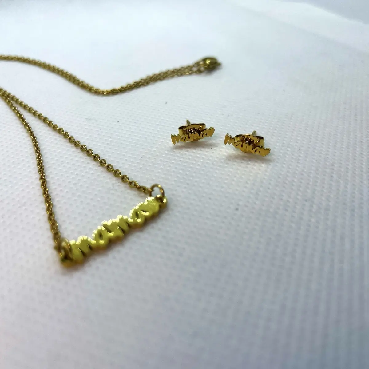 Mama and heart necklace and earrings set