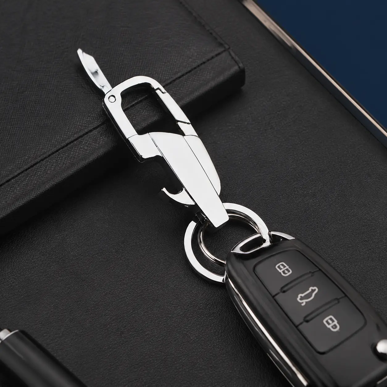 EDC Tactical Carabiner Multitool - Folding Knife,Bottle Opener, Portable Everyday Carry Multitool for Outdoor Enthusiasts, Camping Gear for Men and Women, Carabiner Multitools, Everyday Carry Multitools