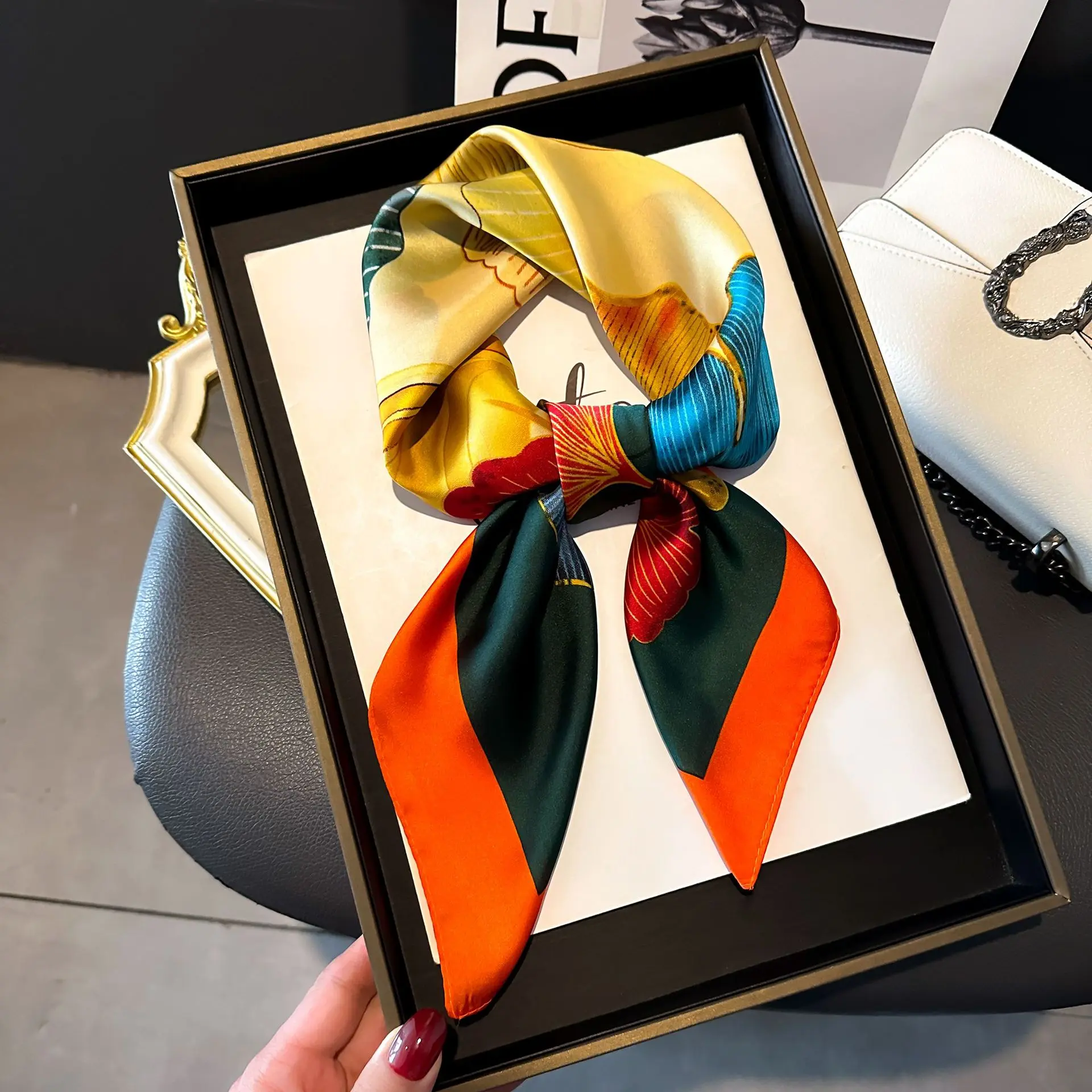 A0287 Colorful Scallop Leaves