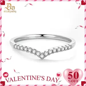 Delzzad 0.2 ct V-Ring Band Round Synthetic Moissanite S925 Ring Jewelry — Perfect for Birthdays, Anniversaries, Weddings, and Christmas Gifts