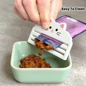 Cat Food Squeezer - Efficiently Extracts Food from Bags, Maximizes Leftovers, and Ensures No Waste. Perfect for Cat Owners Who Value Clean Feeding and Easy Operation. This Squeezer is Ideal for Food Bags, Easy to Clean, and Always Hygienic. It is