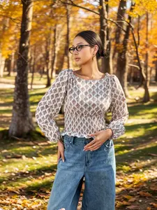 Autumn Cottagecore Leaf Print Square Neck Puff Sleeve Smocked Waist Fitted Blouse Vintage Gentle Brown Leaf Print Square Neck Smocked Waist Long-Sleeve Blouse Soft Casual Leaf Print Puff Sleeve Smocked Waist Cropped Blouse Shirt