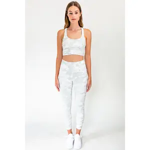 White Chameleon Women's Seamless Leggings – Camouflage Ribbed Comfort Fabric, High Waist Tummy Control, Squat Proof Compression Fit, Hidden Scrunch Yoga Pants, No Front Seam Workout Tights, Gym & Activewear