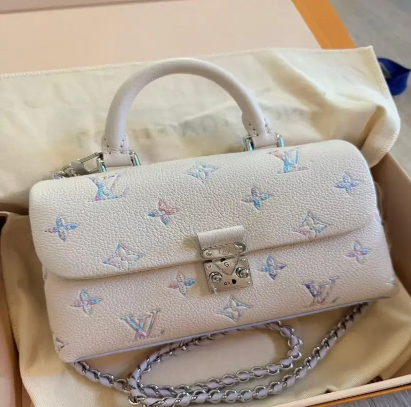 ‮ nottiuV siuoL  ‬Madeleine BB White Multicolor Monogram Top Handle Chain Crossbody Bag