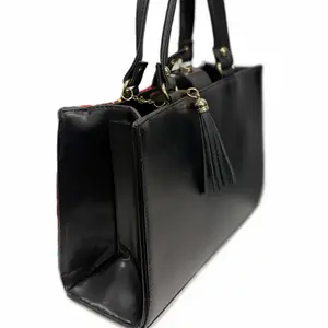 Bolsas de $80 - Mexican Leather Bag Hermosa Bolsa de Piel 100% Ternero with Floral Embroidery & Gold Charm Artisanal Handcrafted Chiapaneco Handbag, bolsa artesanal