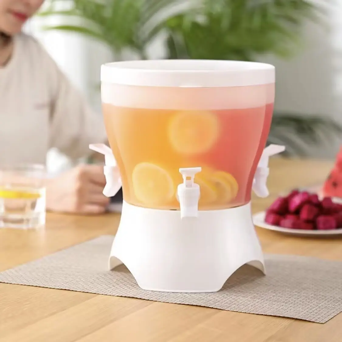 3 Compartment Rotating, Cold Beverage Dispenser, Drink Dispensers, 5 Liter Drink Jug, Food Grade BPA-Free Plastic with Leak-Proof Easy Pour Spigot, for Juice Soda Iced Drinks, Ideal for Home Kitchen Party BBQ, Housewarming Gift