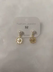 natural freshwater pearl earrings