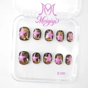 .DP.8180.Star-themed wearable nails