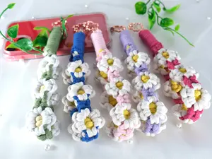 Handmade Macrame Daisy Wristlet Phone Strap Short Wristlet Keychain Phone Strap Accessory Charm Lanyard Gift