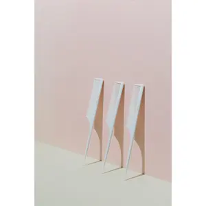 The Pro-Glow Comb