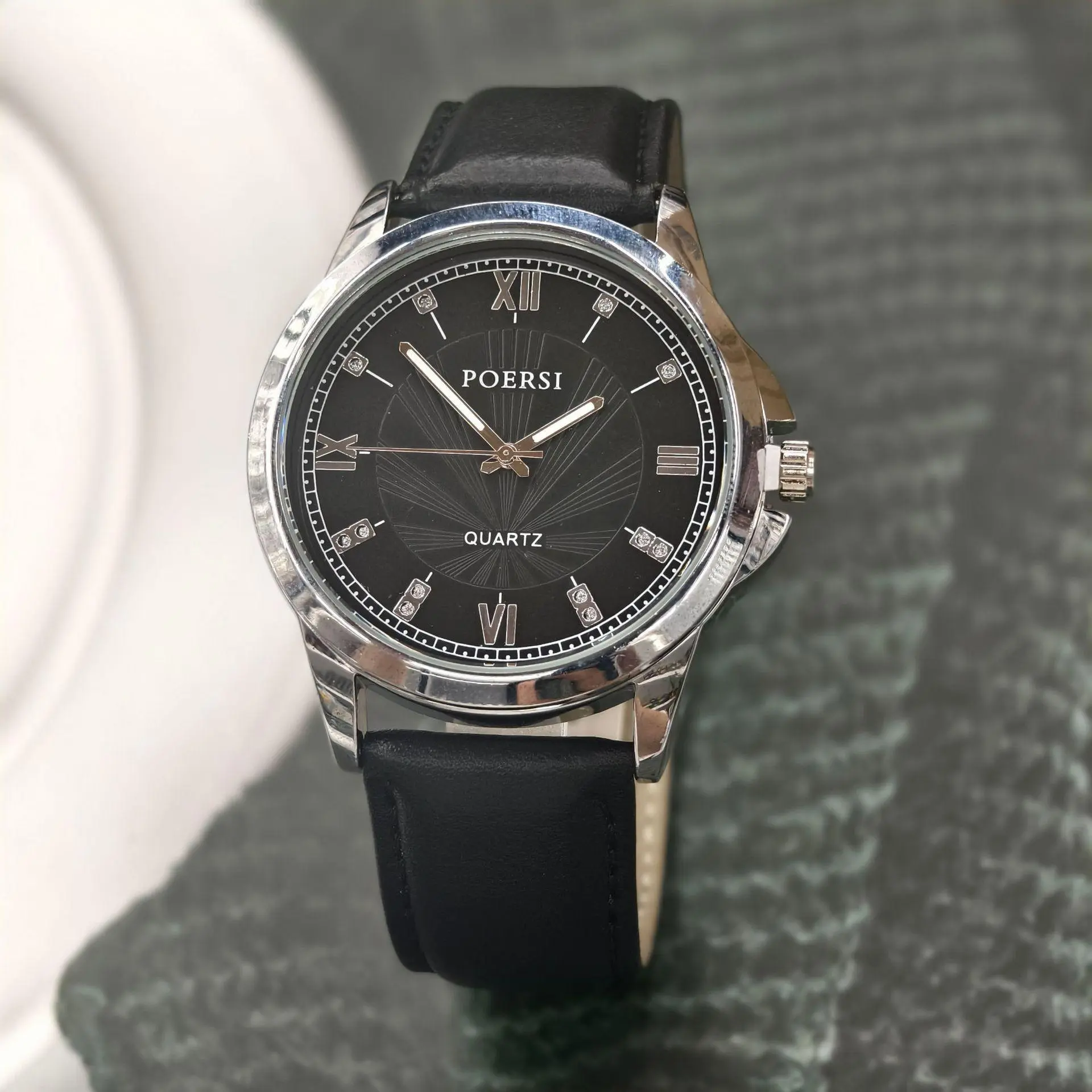 Waterproof Luminous Mens Watchfashionable And Luxurious For Business