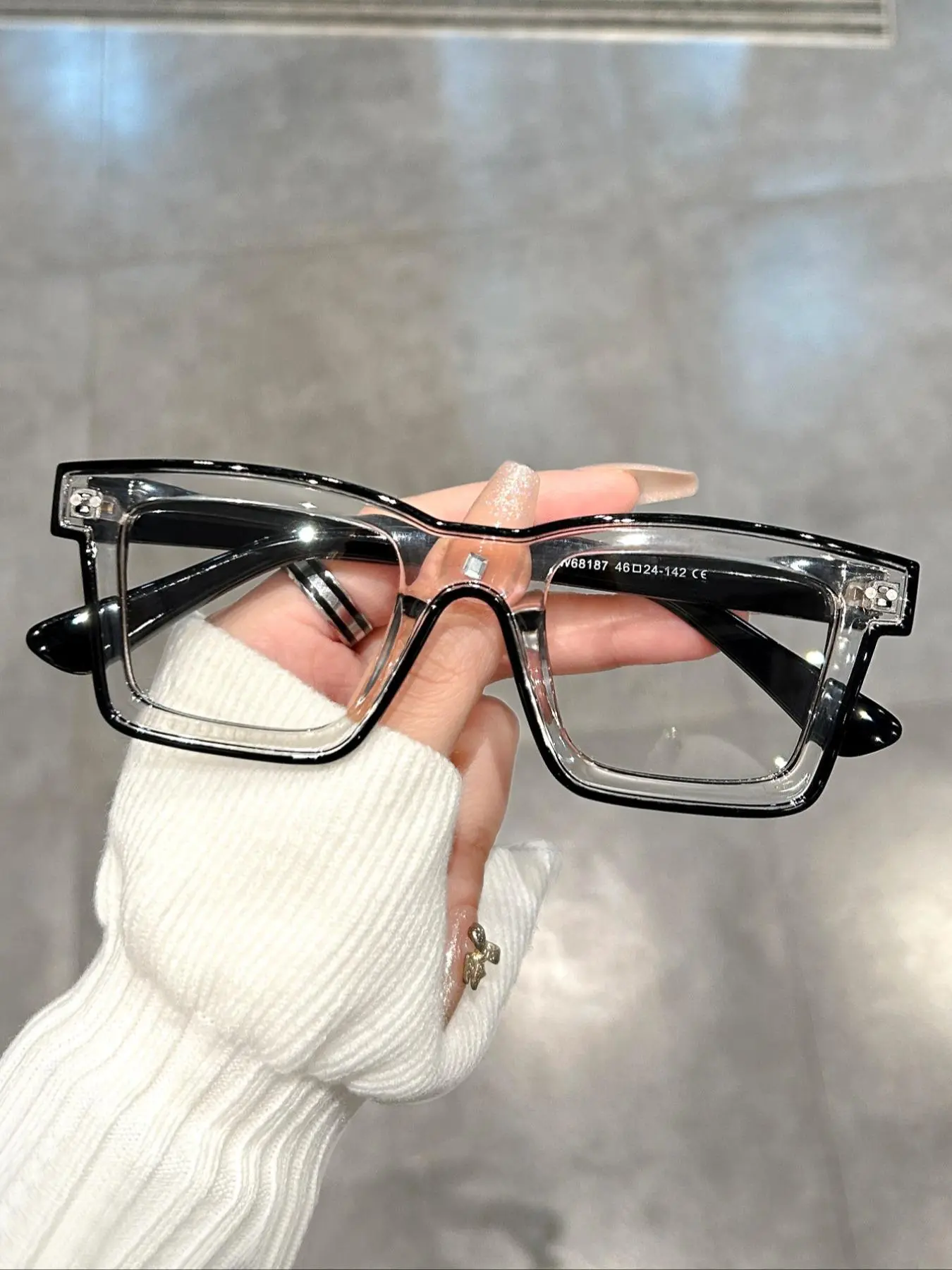 Blue Light Glasses for Men & Women, Stylish Square Frames Eyeglasses, Summer Travel Essentials, Fashion Eyeglasses for Work & Daily Wear, Perfect for Students, Eyewear